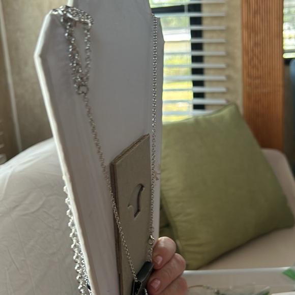 Triple strand, black paparazzi necklace long - Picture 2 of 3